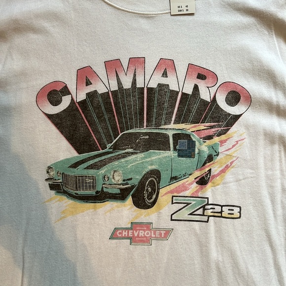 Abercrombie and Fitch oversize boyfriend, Camaro T-shirt, size large and NWT - Picture 3 of 3